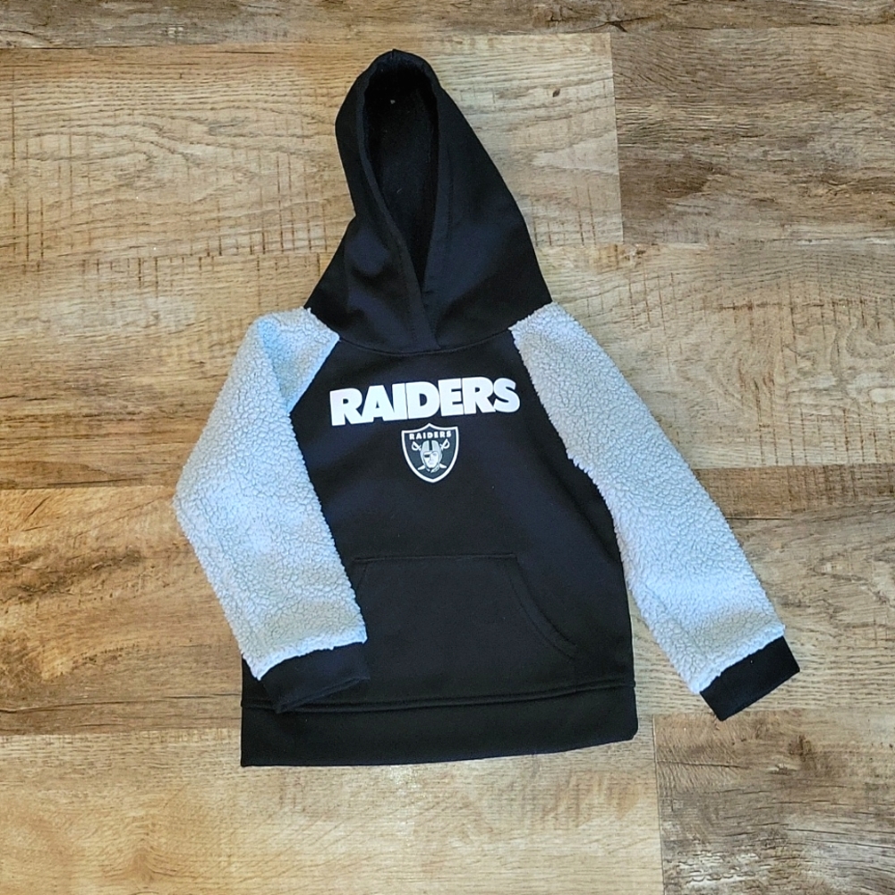 Las Vegas Raiders Toddler hoodie/ Black/ Size 3T